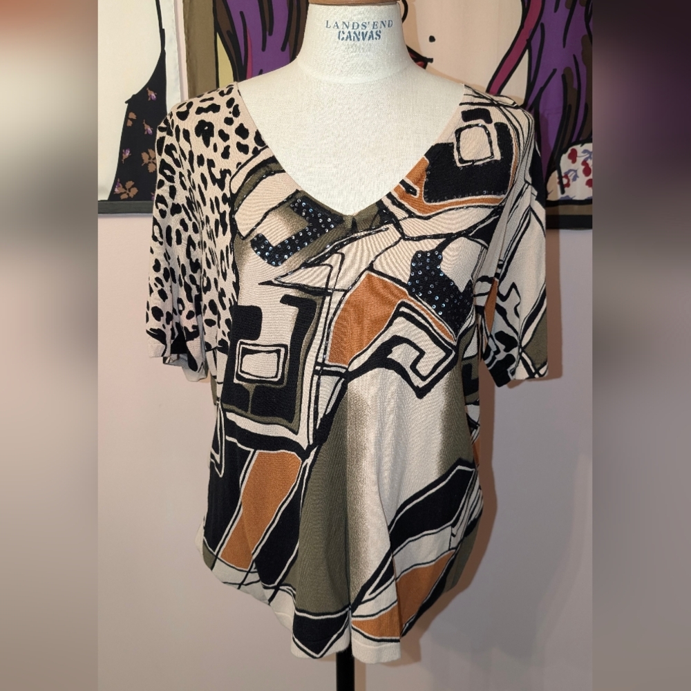 Peter Nygard Geometric and Animal Print V-Neck Top